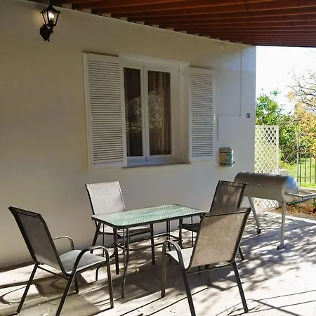Lihas House * Agios Georgios (Istiaia-Aidipsos)